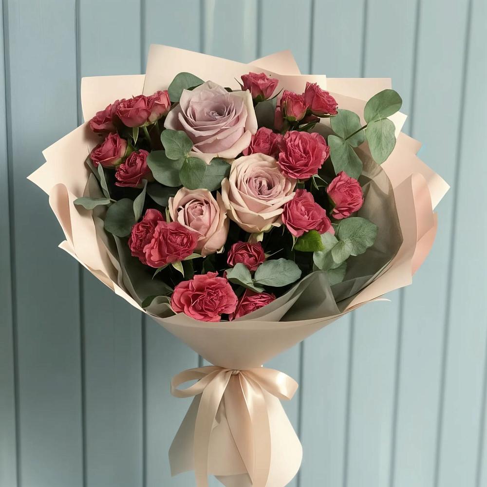 Букет цветов из: Гвоздики и Розы в Электростали