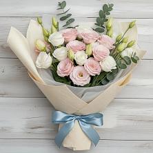 Букет цветов из:  Лизиантусы в Электростали