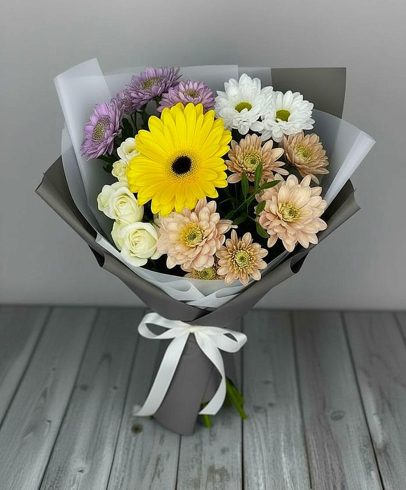 Букет цветов из: Розы, Герберы и Хризантемы в Электростали