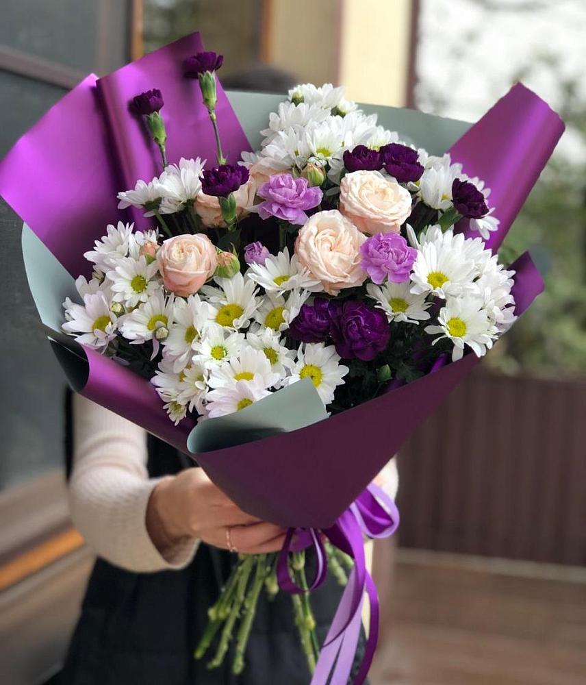 Букет цветов из: Хризантемы, Гвоздики и Розы в Электростали