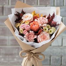 Букет цветов из:  Гвоздики, Хризантемы и Розы в Электростали