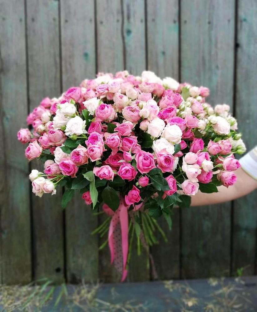 Букет Розовые кустовые розы Натали и Лав Лидия в Электростали