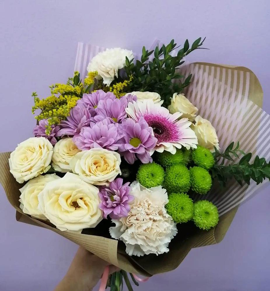 Букет цветов из: Хризантемы, Розы, Гвоздики и Герберы в Электростали